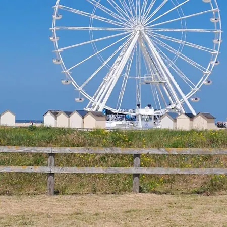 Vakantiehuis Jolie Au Calme 700 M De La Plage *